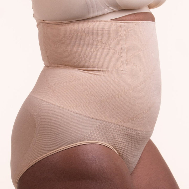 Calcinha Modeladora com Abertura Higiênica (Promoção)